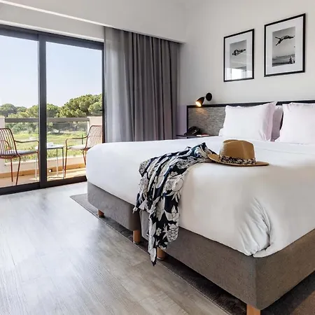 The Magnolia (adults Only)