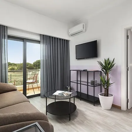 The Magnolia (adults Only) Hotel 4*