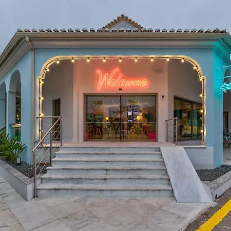 The Magnolia (adults Only)